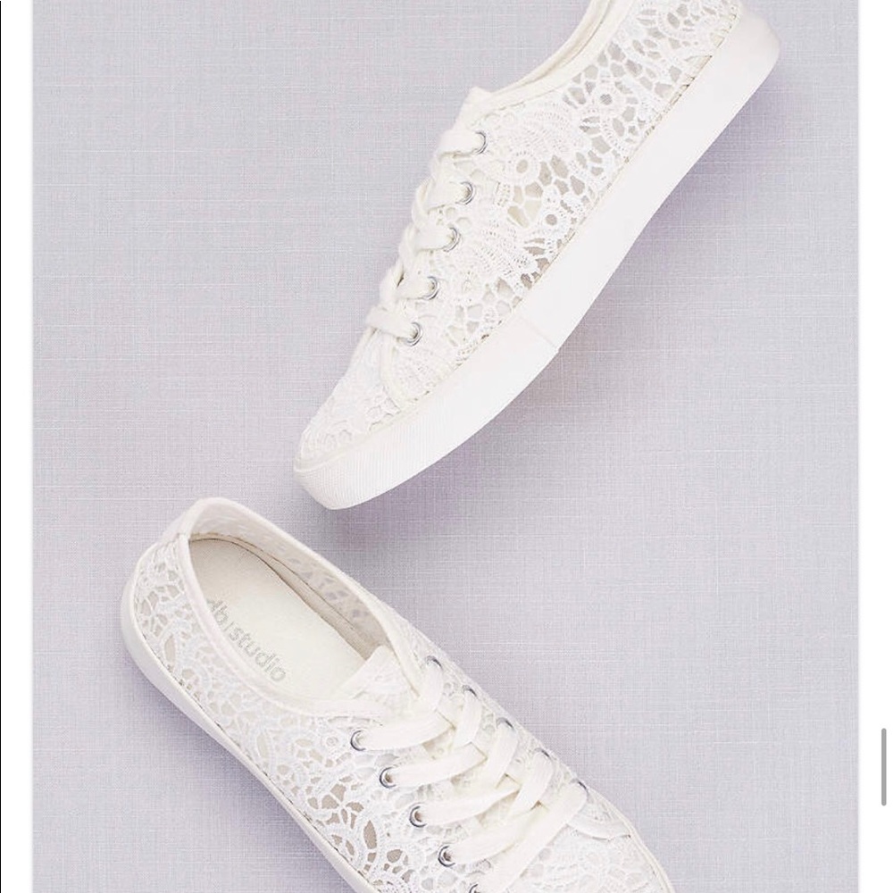 New White Lace Tennis Shoes